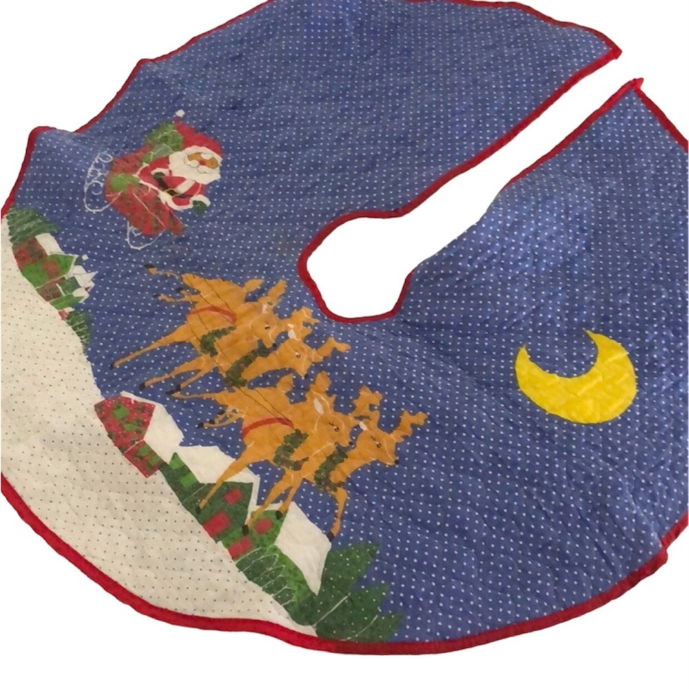 Rare VTG santa Christmas tree shirt
